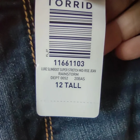 Torrid Luxe Slim Boot cut mid-rise slight flare jeans size 12 Tall rainstorm NWT - Picture 4 of 8